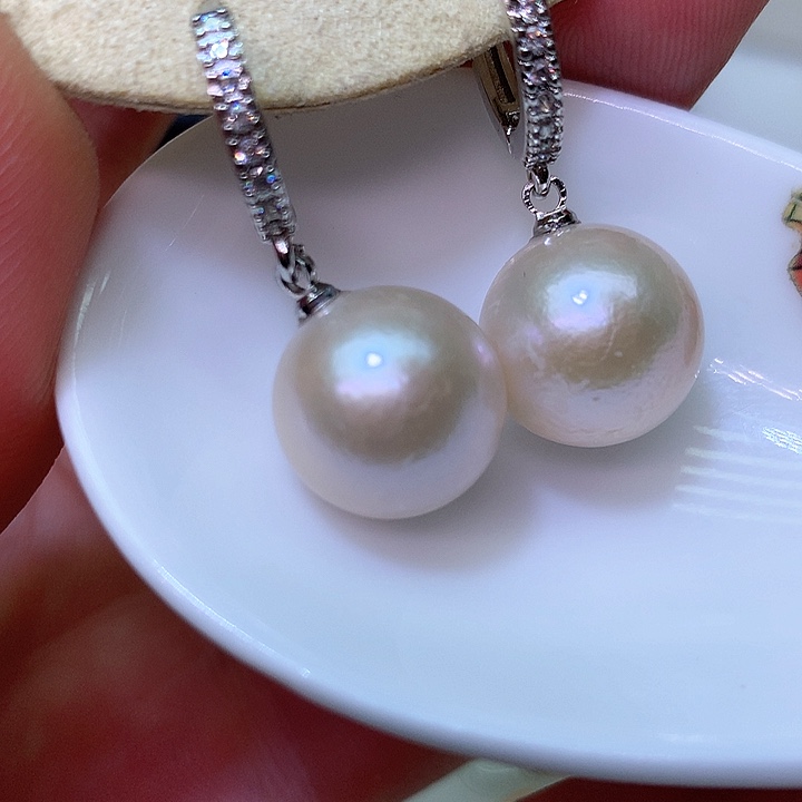 银S925镶嵌耳饰淡水珍珠