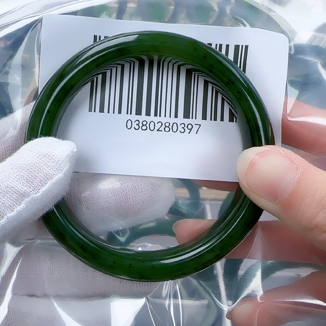 和田玉（碧玉）手镯未镶嵌59包容