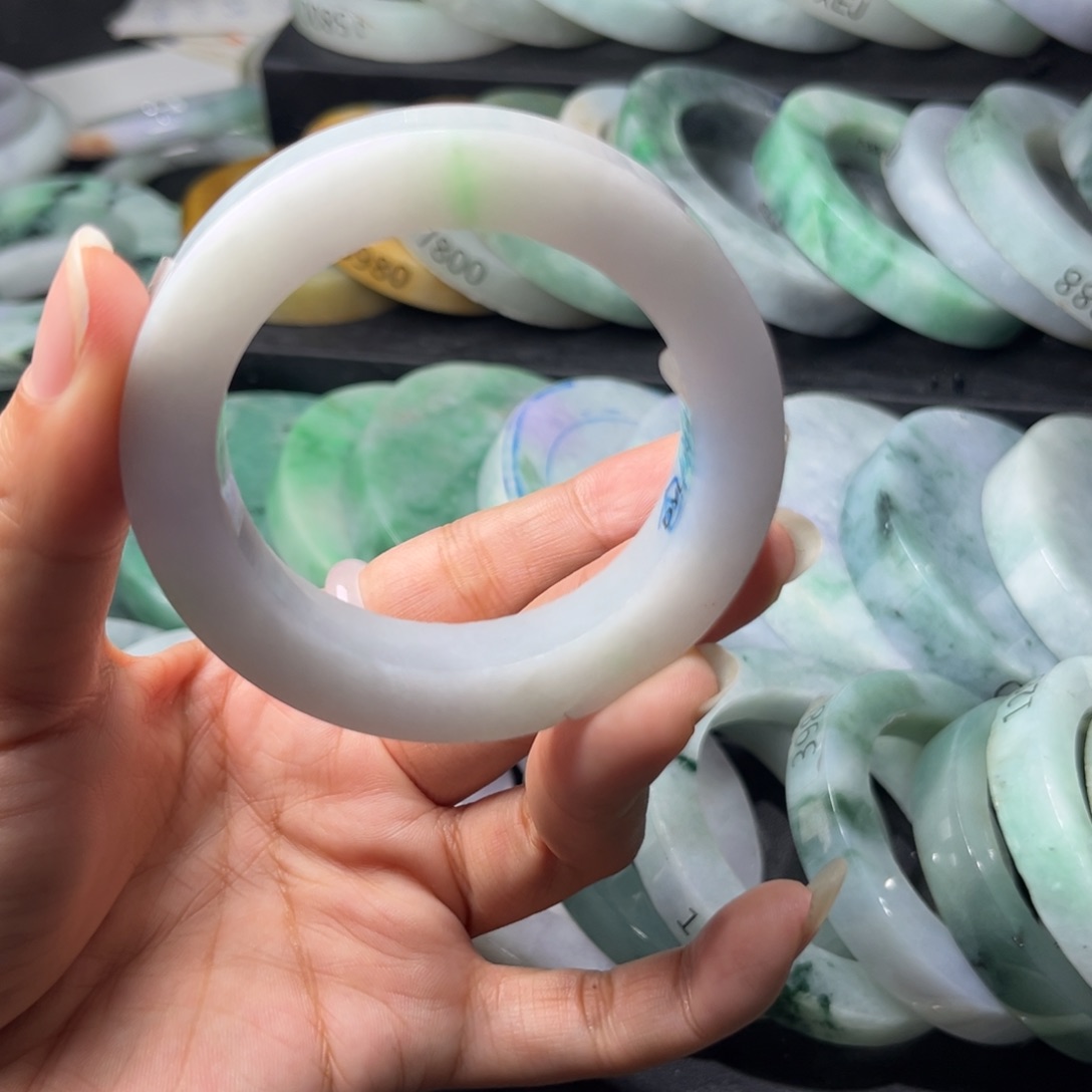 定制翡翠手镯未镶嵌