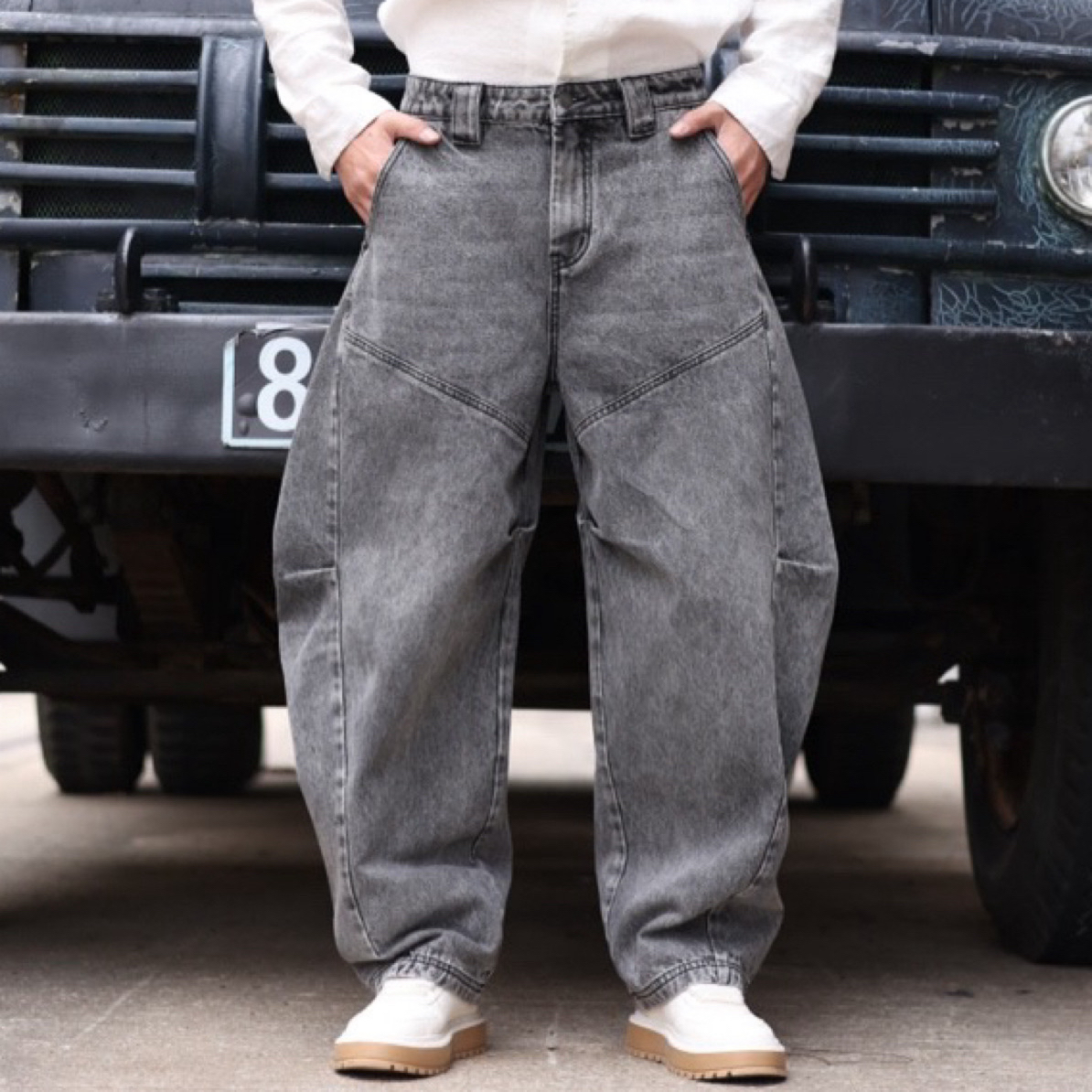 2025 (陈先生设计师款)深冬灰美式潮做旧弯刀宽松阔腿牛仔裤