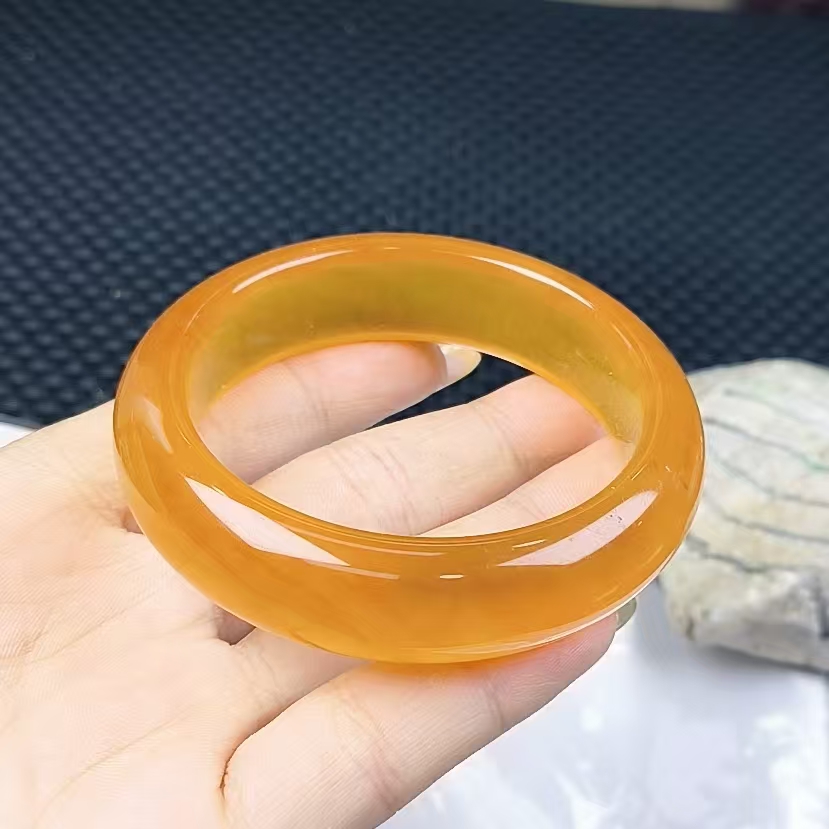 （聚宝严选)正系黄手镯妈妈款精致精美百搭时尚