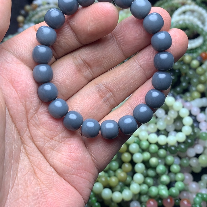 和田玉未镶嵌手串莫兰迪