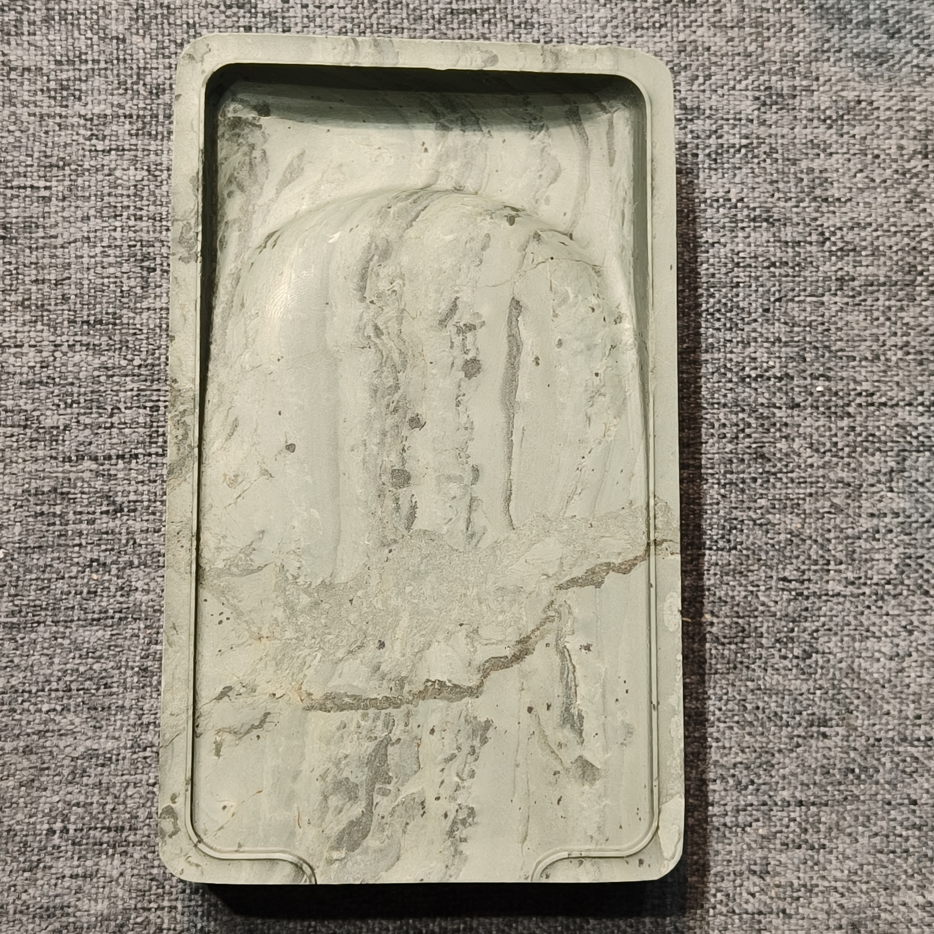 甘肃洮砚，水泉柳叶边淌池砚，尺寸12.5*7.5*2.2厘米