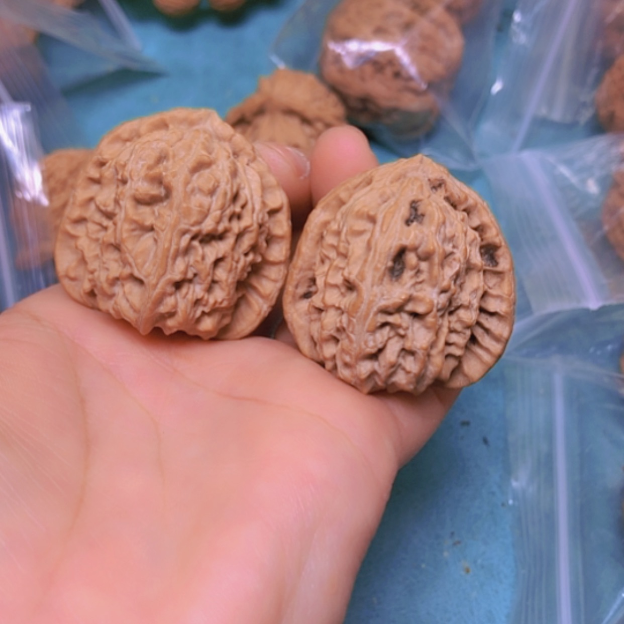 【闪购商品】摆件核桃37白狮子修尖