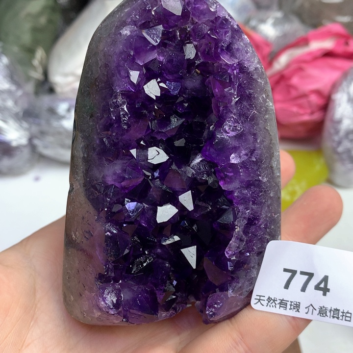 紫晶大型摆件（非配饰）未镶嵌