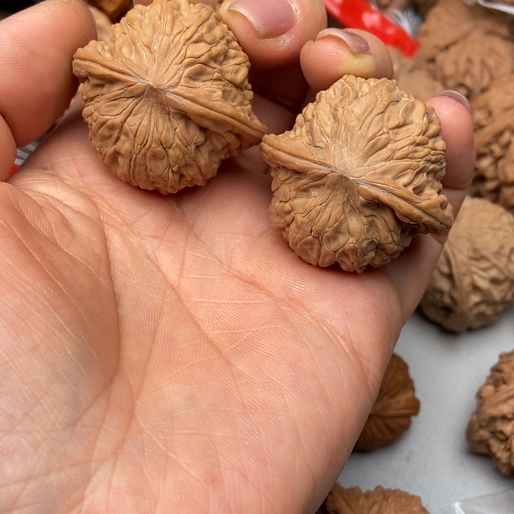 文玩核桃把件M****y磨盘