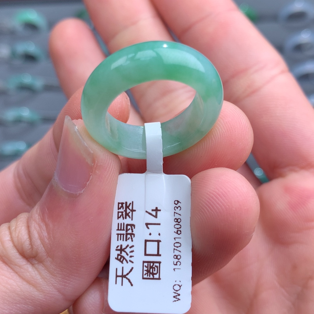 翡翠戒指未镶嵌天然