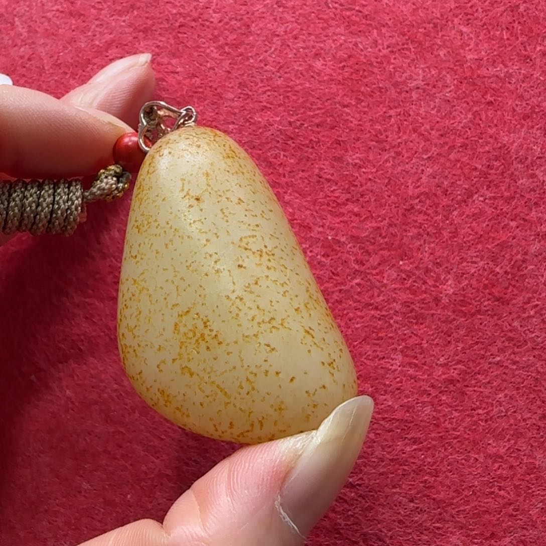 和田玉挂件未镶嵌