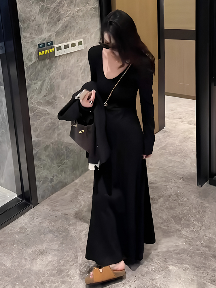 轻奢气质长袖包臀连衣裙女2025年新款早秋高级感修身显瘦a字长裙