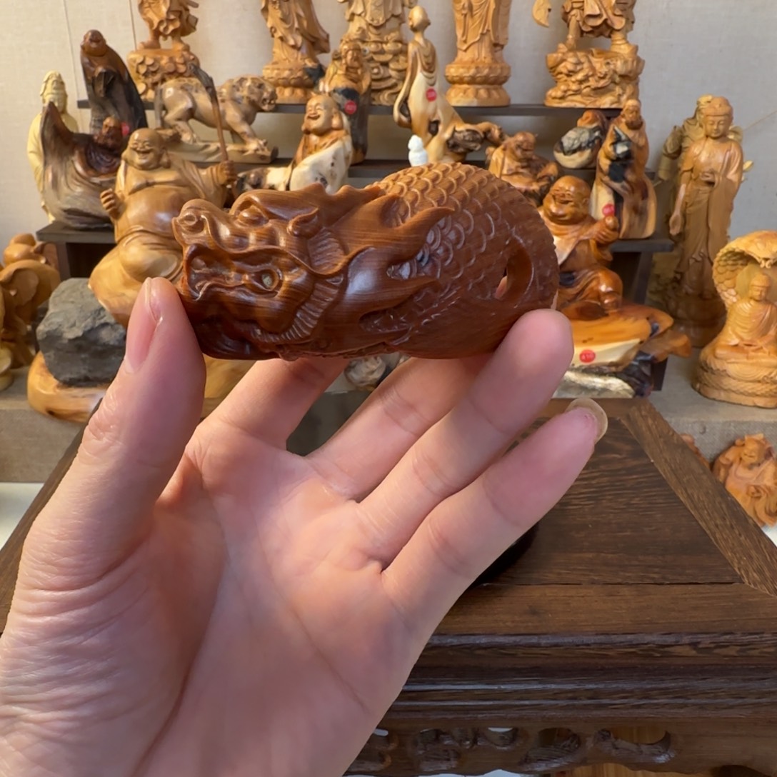 崖柏小木匠艺雕一物一拍
