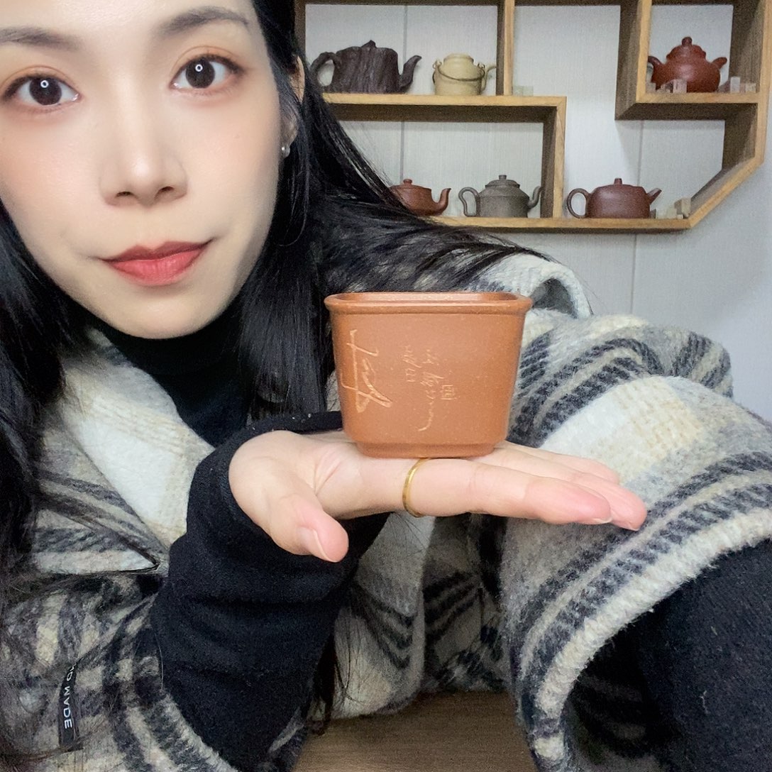 楊***）茶壶紫砂100cc.     