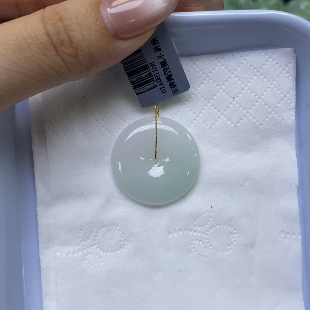 颈饰未镶嵌翡翠平安扣