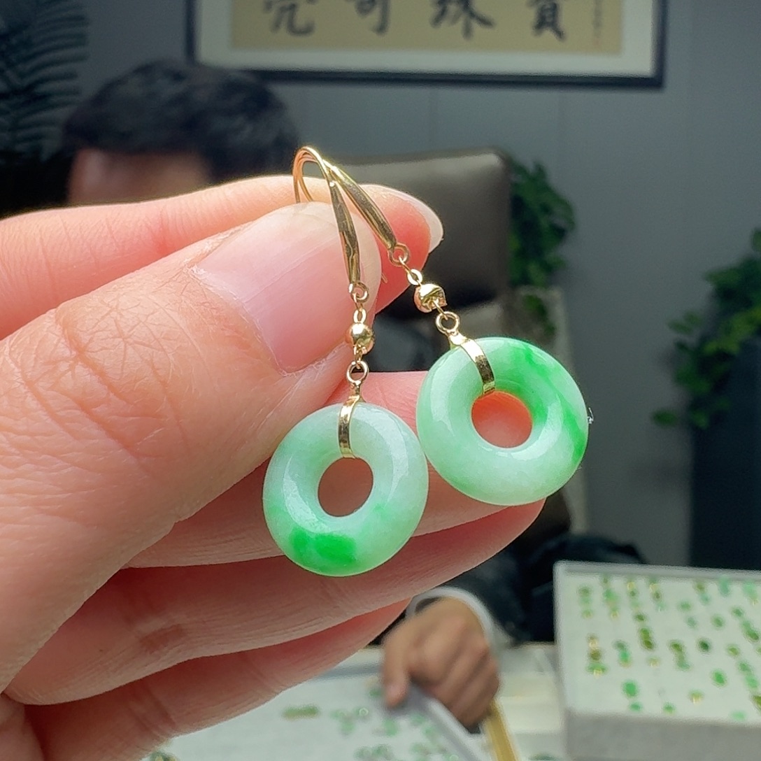 翡翠18K金镶嵌耳饰天然