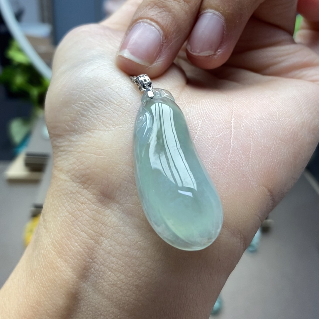 翡翠颈饰18K金镶嵌福利