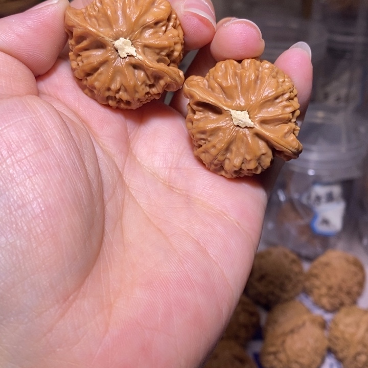 核桃把件35尺宫灯小手捻