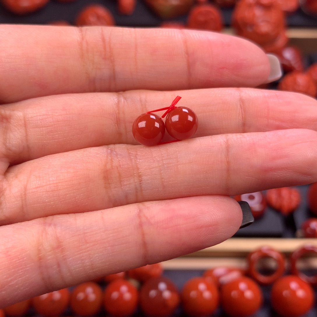 未镶嵌圆珠对珠6.7mm南红玛瑙