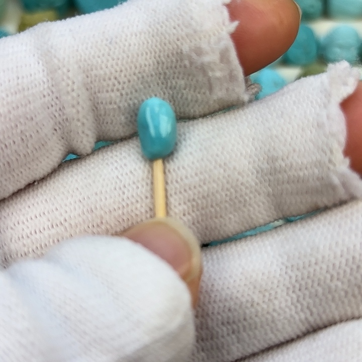 南***耶绿松石未镶嵌挂件