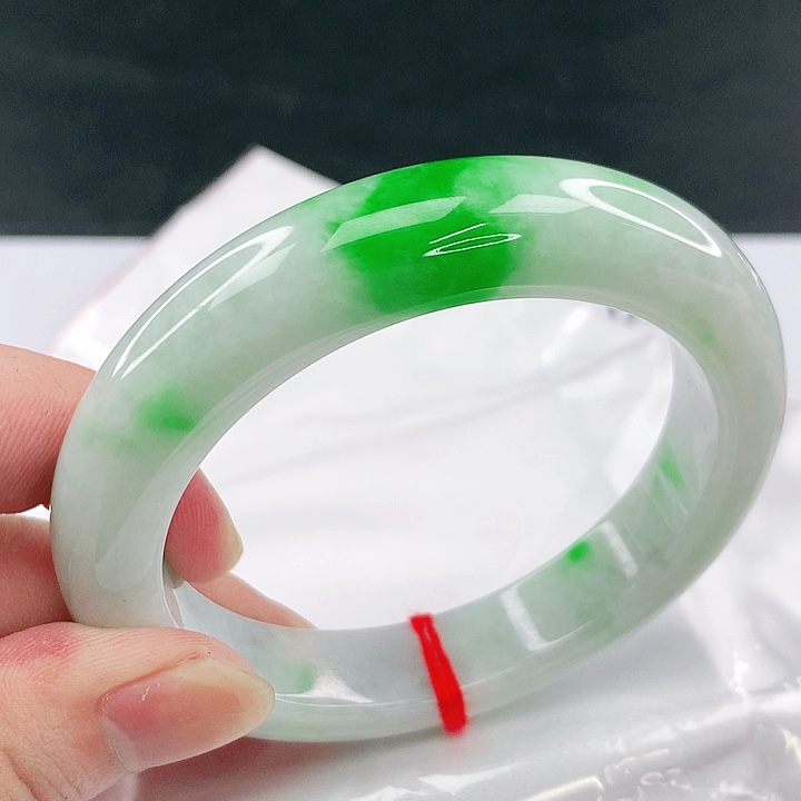 翡翠未镶嵌手镯圈58.3。05022