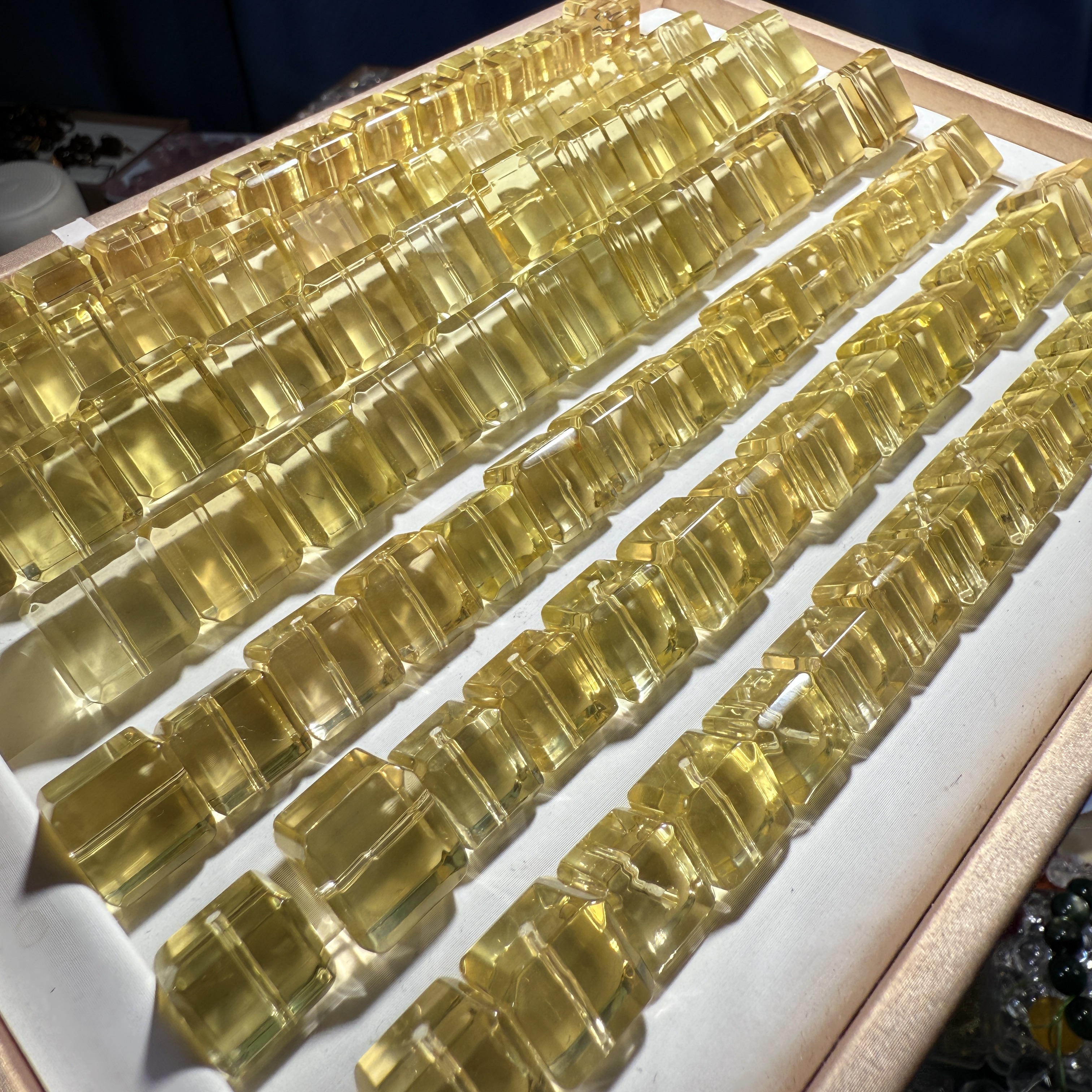 特级全净黄水晶方糖单颗
