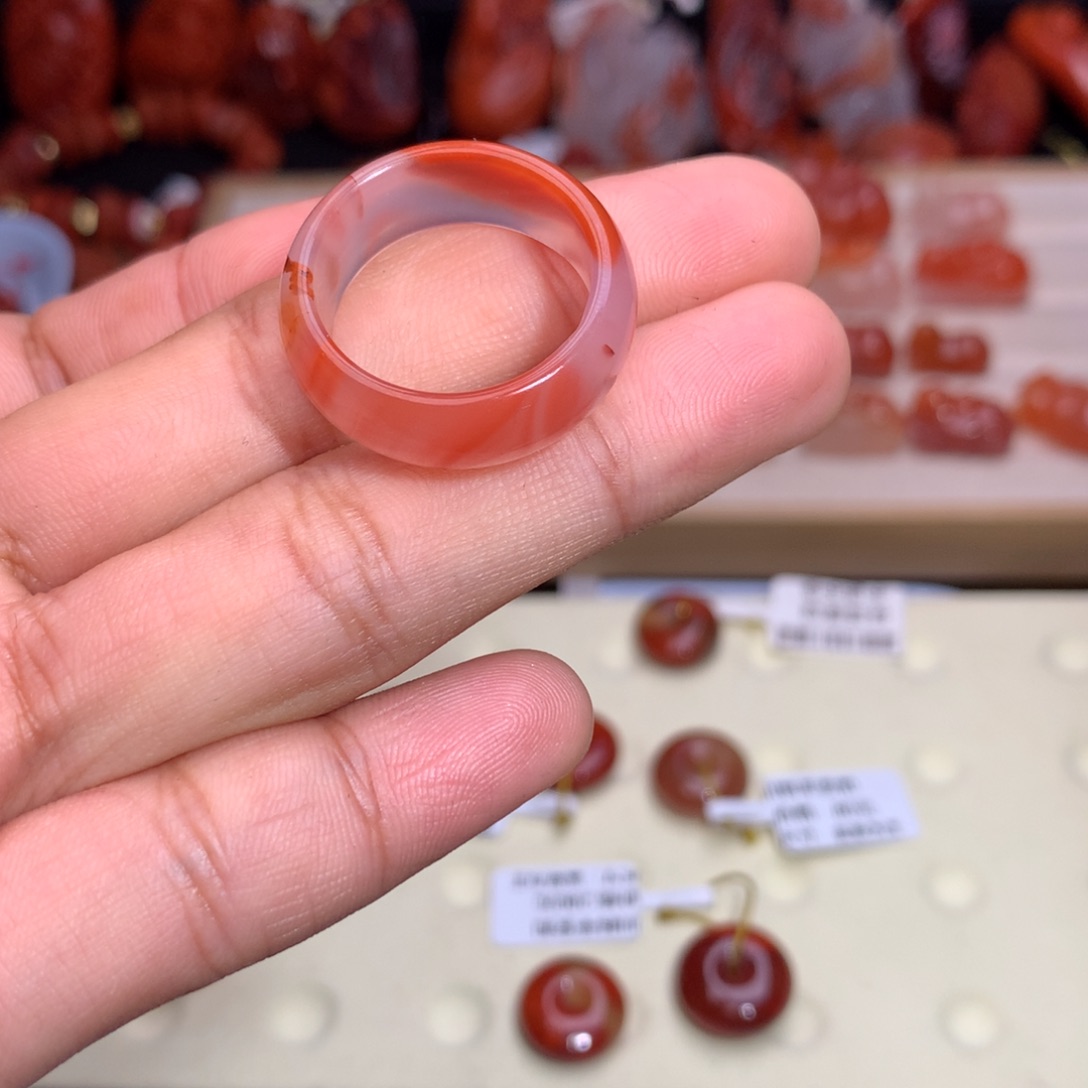 小****南红玛瑙未镶嵌珠宝半成品