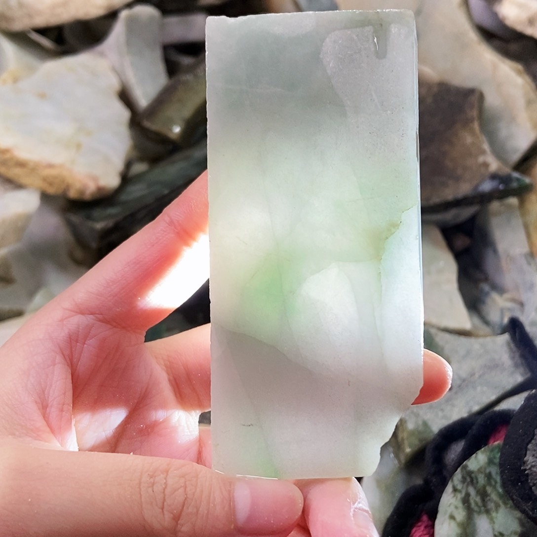 翡翠未镶嵌颈饰天然翡翠