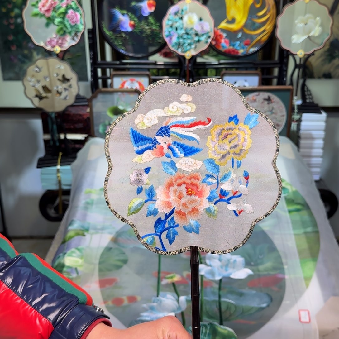 刺绣刺绣工艺精湛