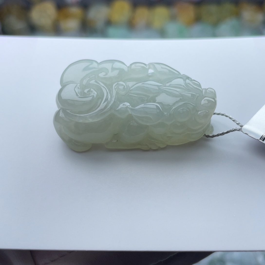 翡翠颈饰未镶嵌貔貅