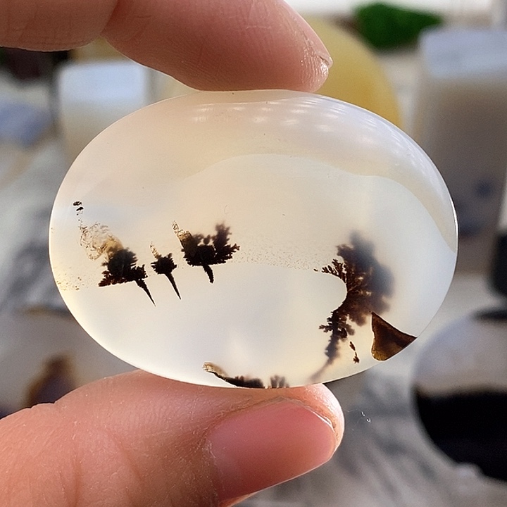 玛瑙/玉髓颈饰未镶嵌