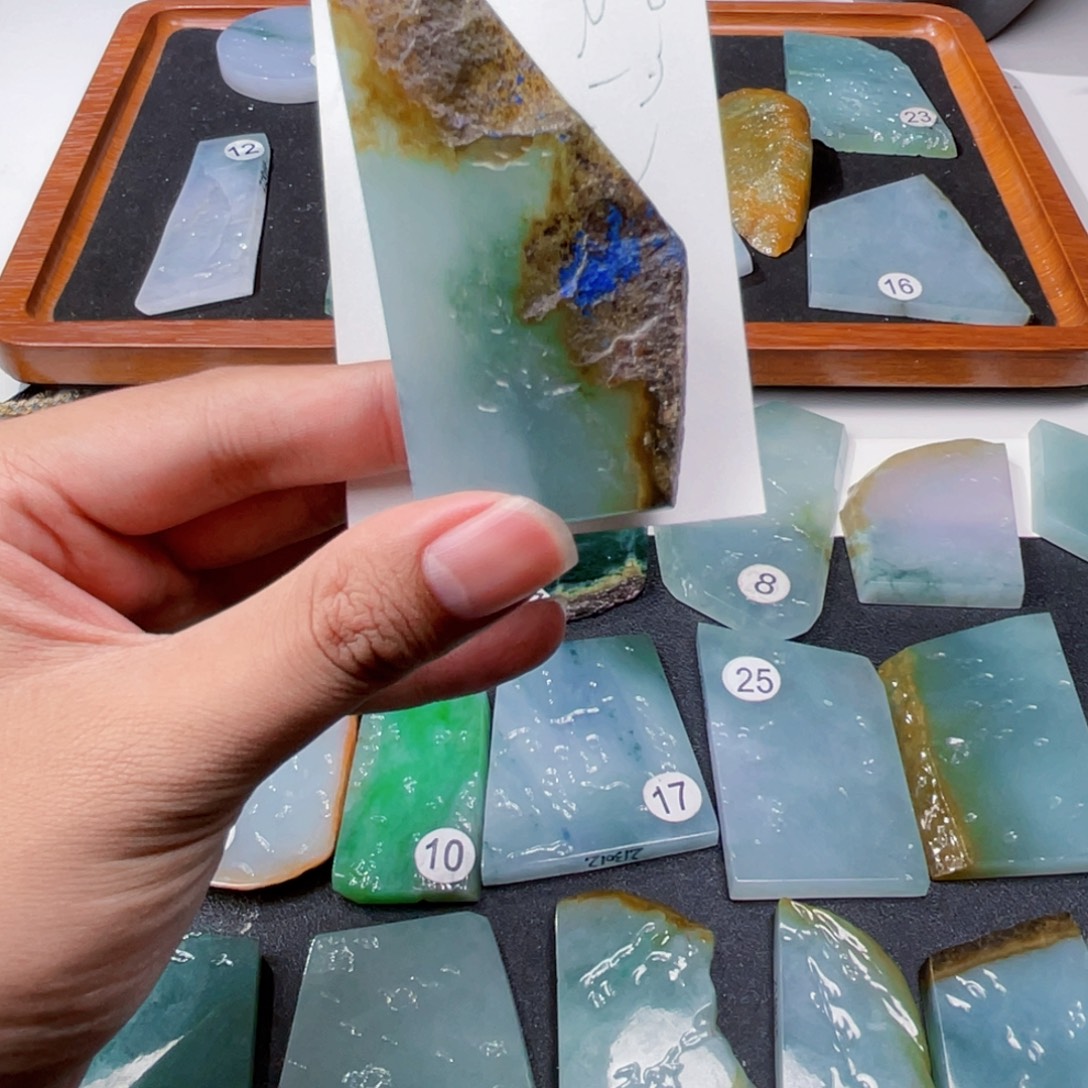 定制翡翠未镶嵌牌子料