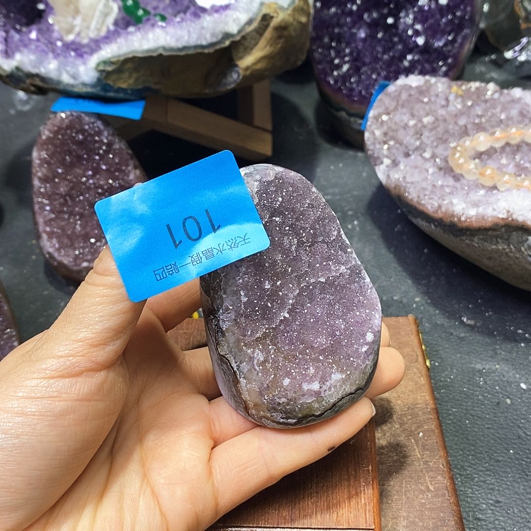 水晶大型摆件（非配饰）未镶嵌