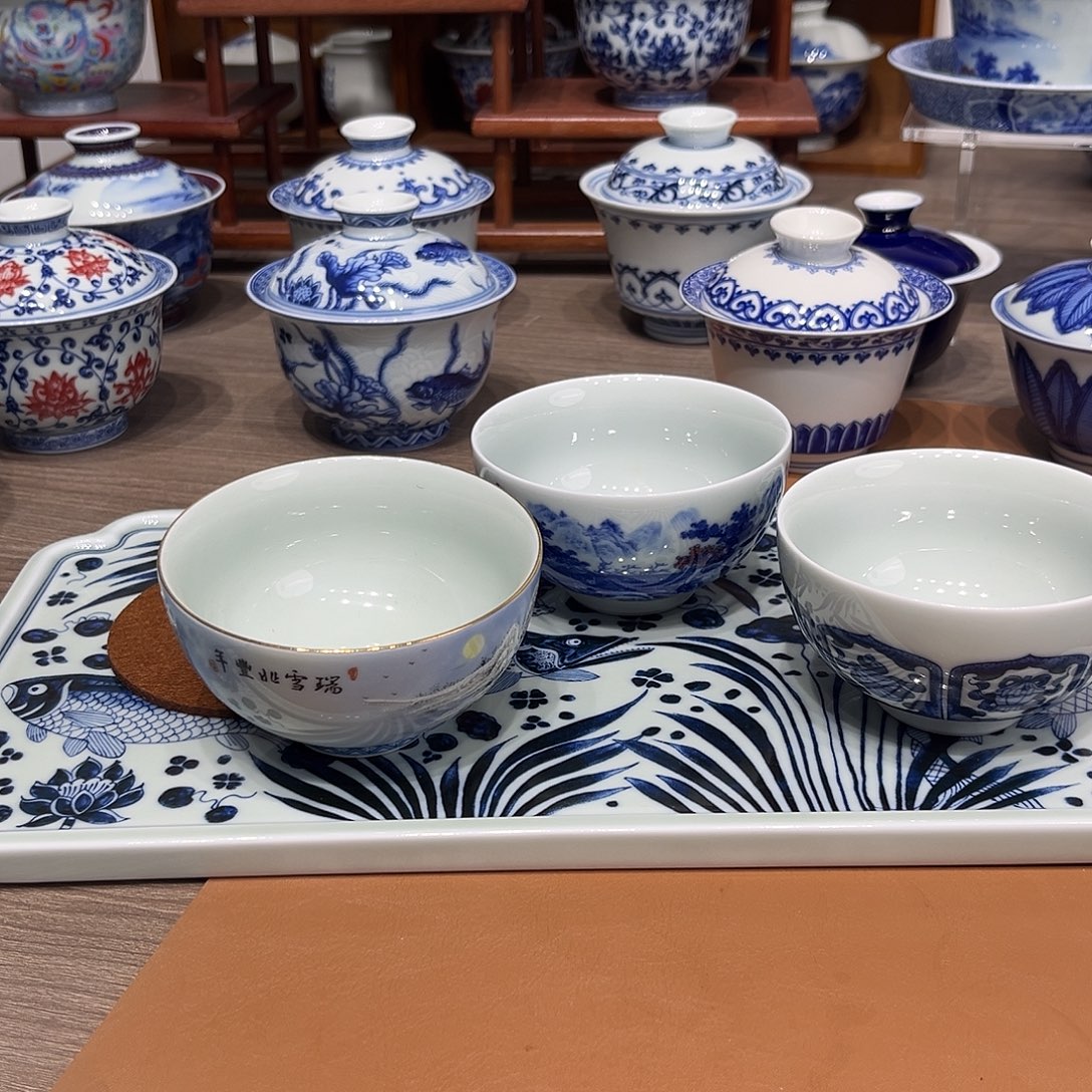 Y***见三个碗杯开播福利