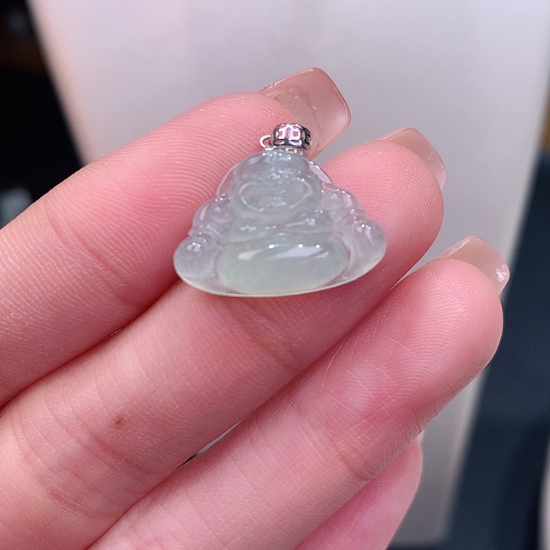 颈饰18K金镶嵌翡翠福利