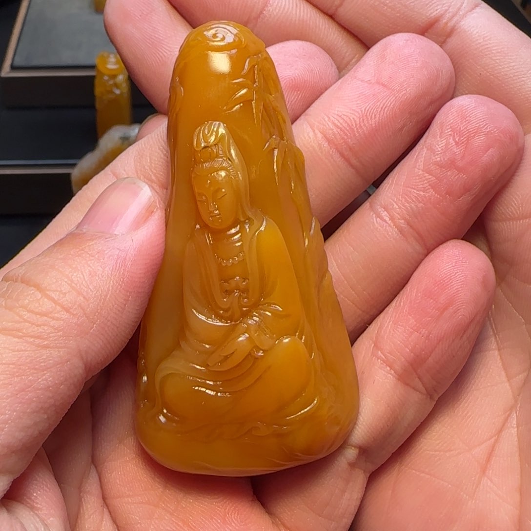 田黄石嘘*一田黄石摆件
