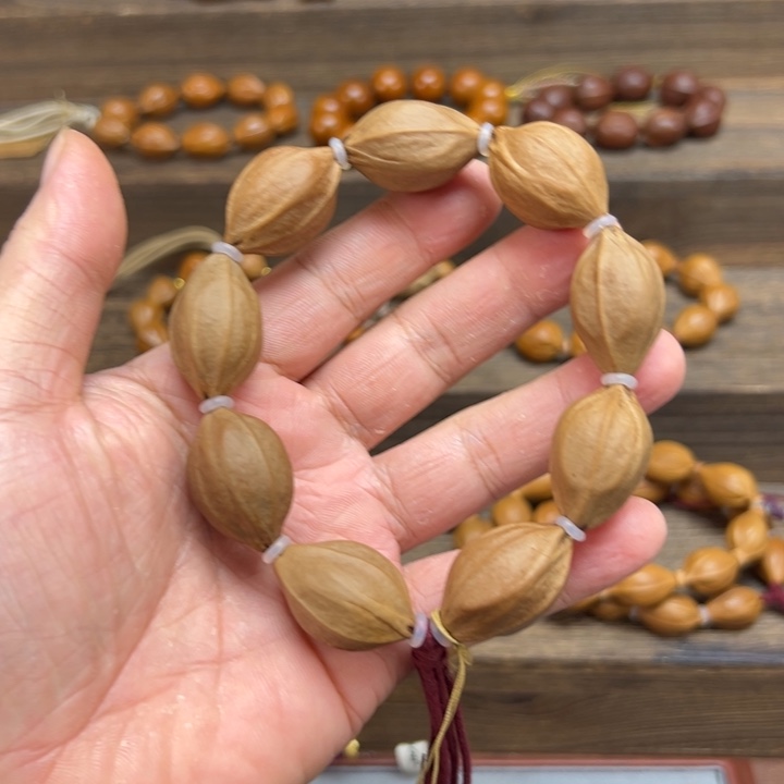 橄榄核吊坠19.29梅林铁核四花