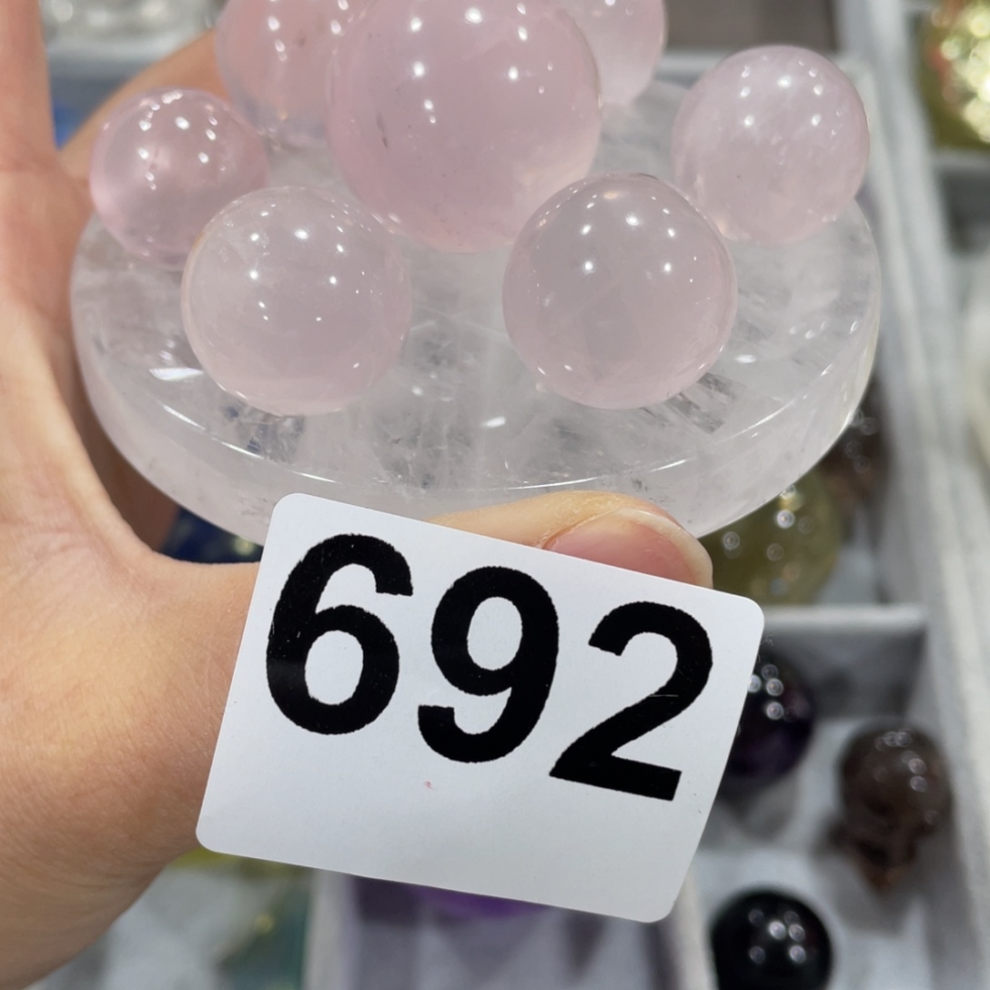 未镶嵌水晶珠宝半成品