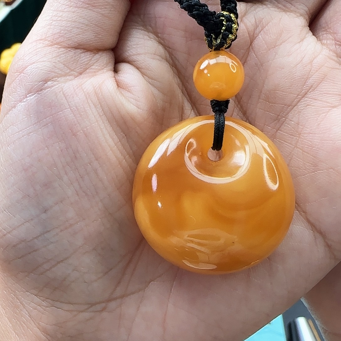 琥珀颈饰未镶嵌吊坠