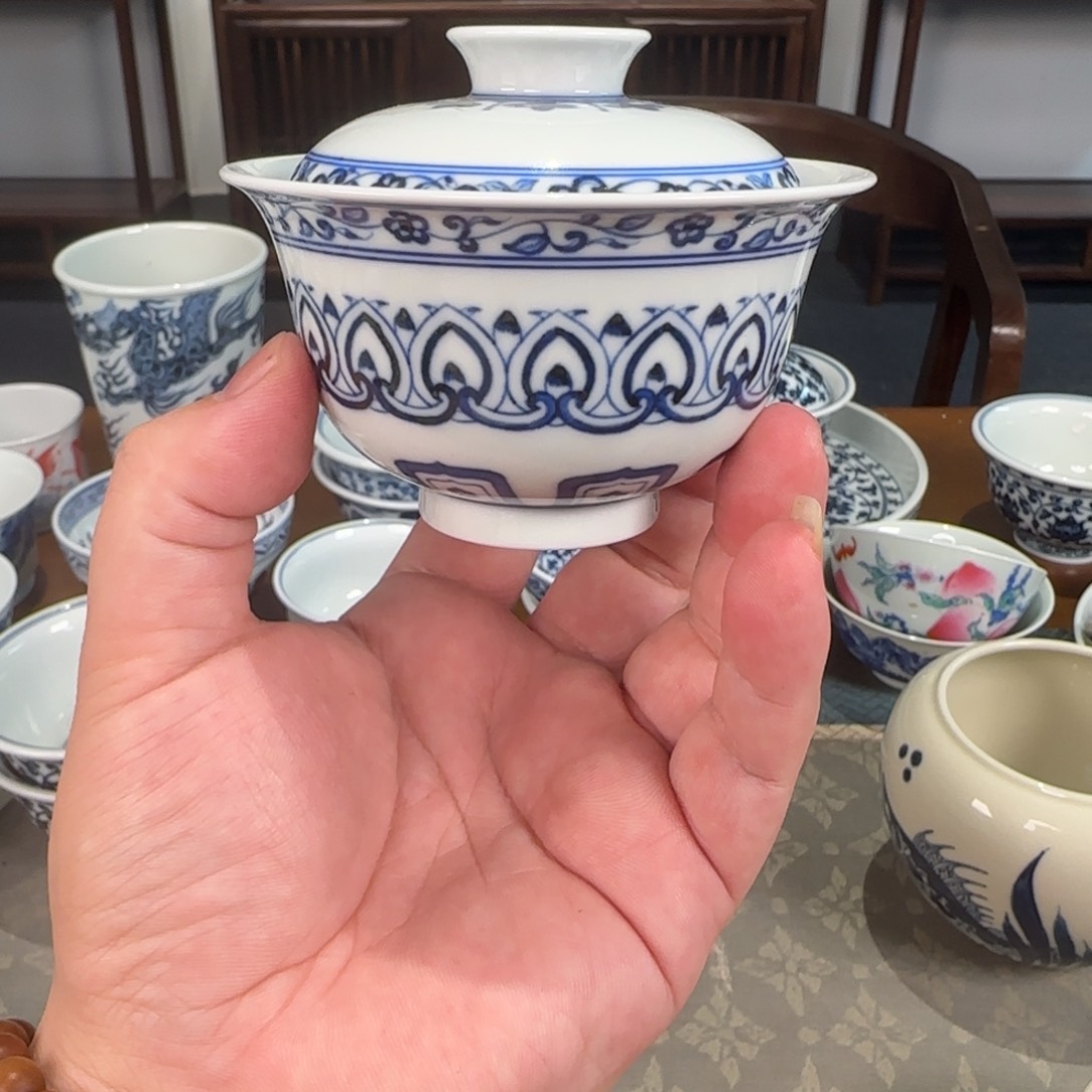 景德镇陶瓷艺术手绘