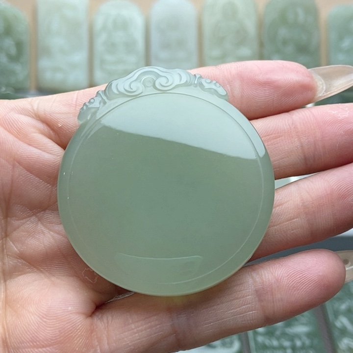 和田玉颈饰未镶嵌x***g