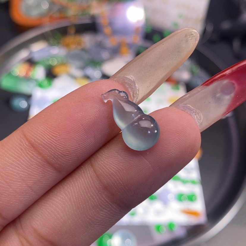 【闪购商品】翡翠挂件未镶嵌葫芦