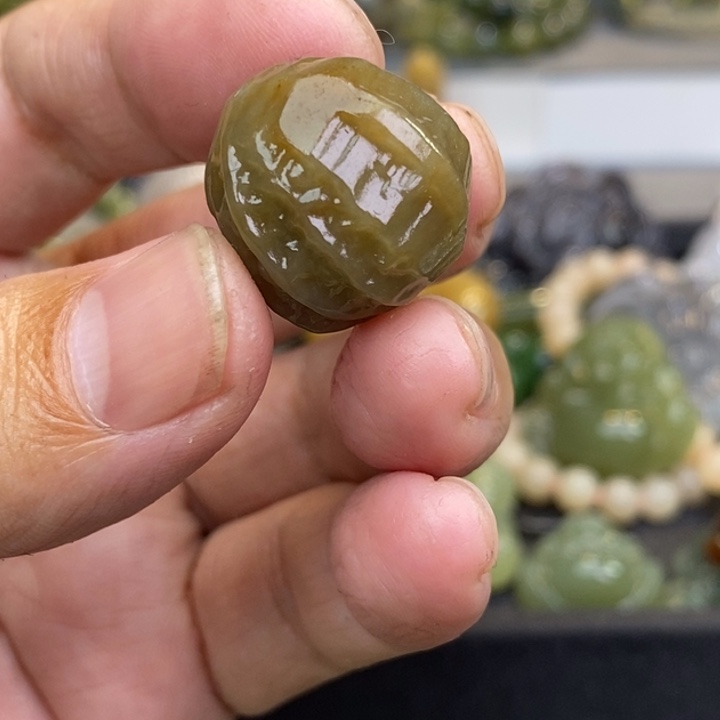 超***想和田玉未镶嵌颈饰