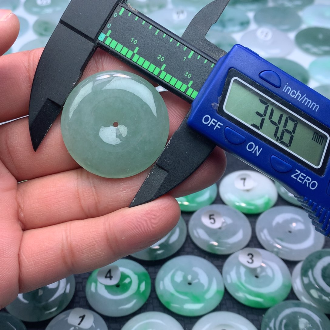 翡翠颈饰未镶嵌缅甸天然A货翡翠