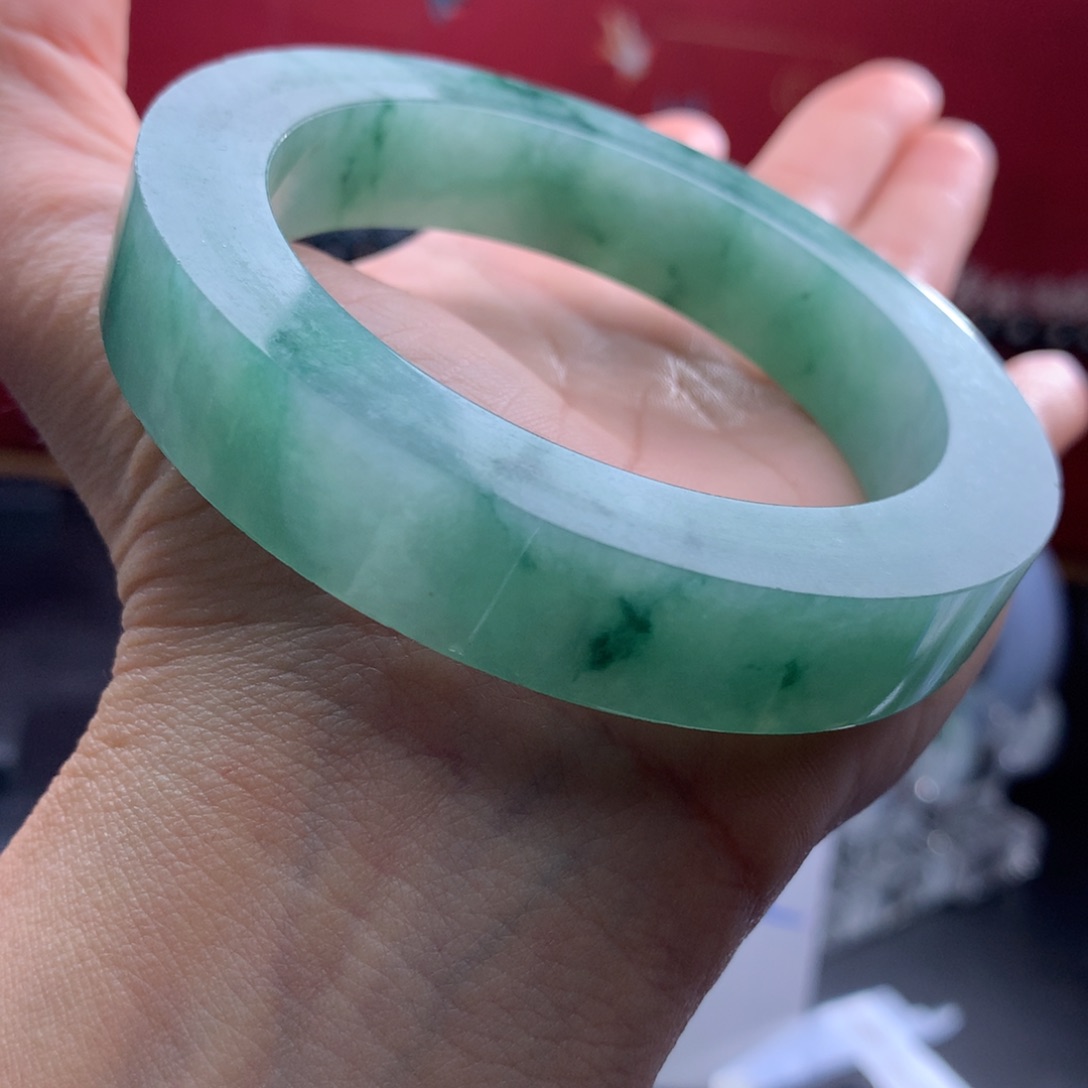 定制翡翠手镯未镶嵌