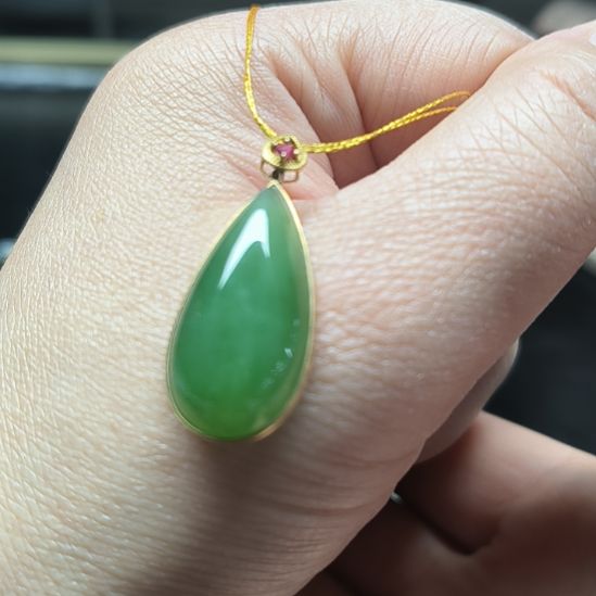 和田玉（碧玉）未镶嵌颈饰