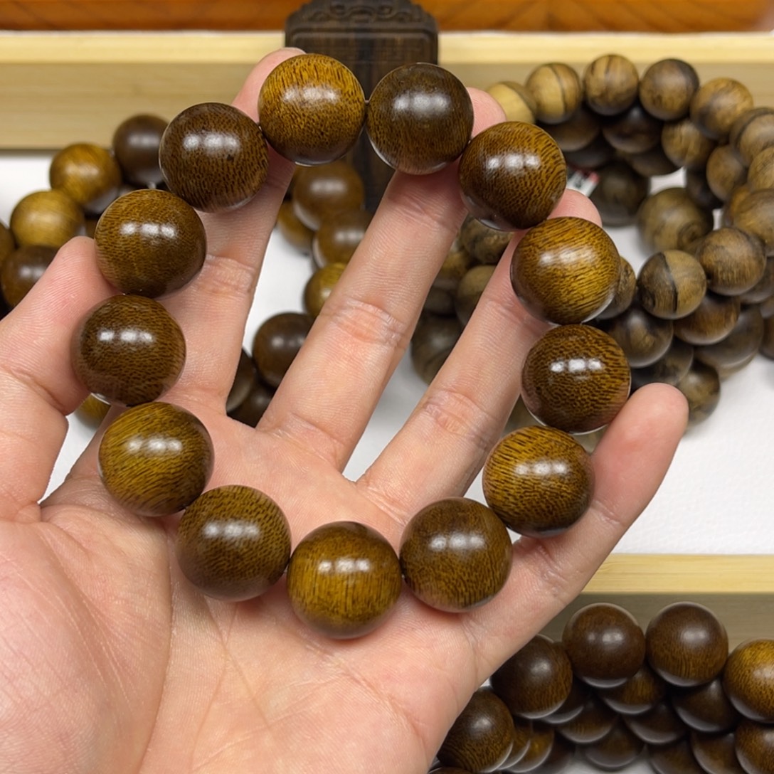 好***天沉香手串越南芽庄黄棋楠1.8