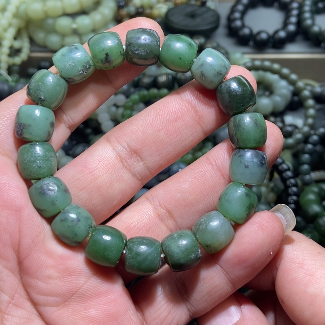 和田玉（糖玉）未镶嵌手链