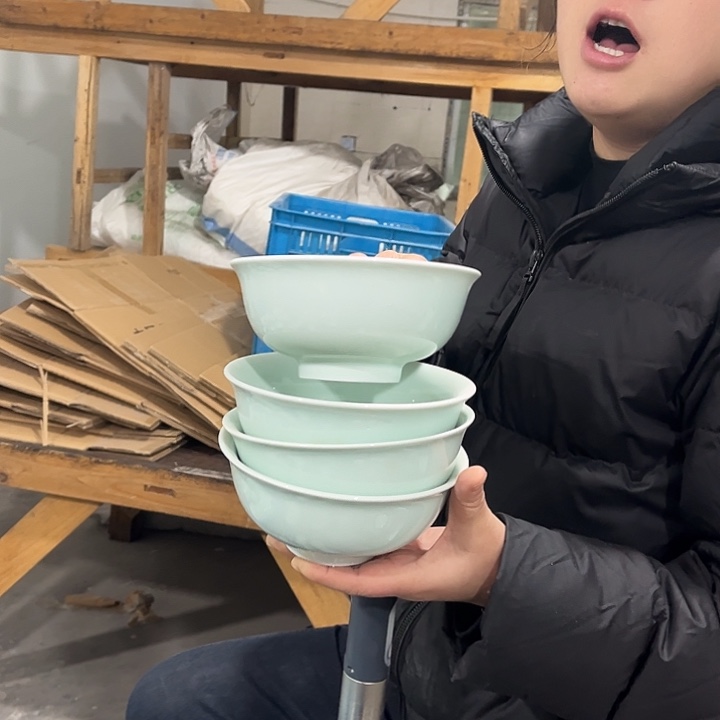 瓷片青瓷6英寸面碗四个微瑕包邮