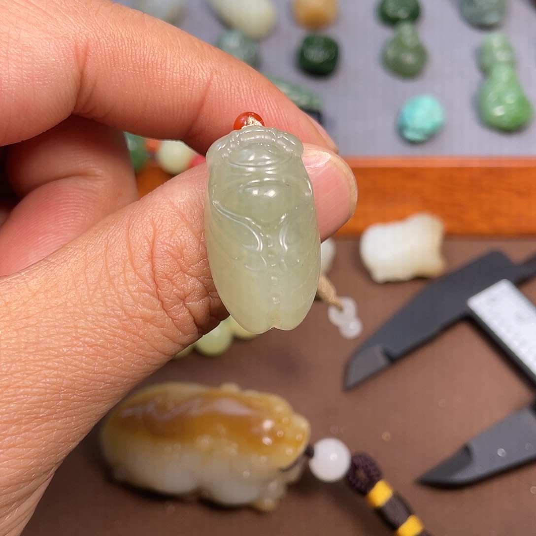 和田玉颈饰未镶嵌