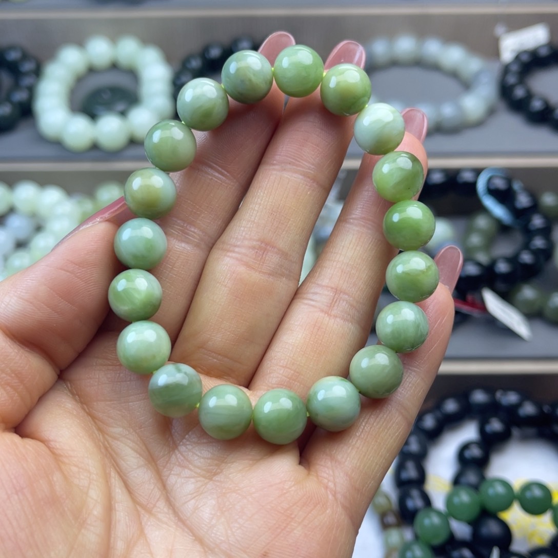 和田玉手链未镶嵌