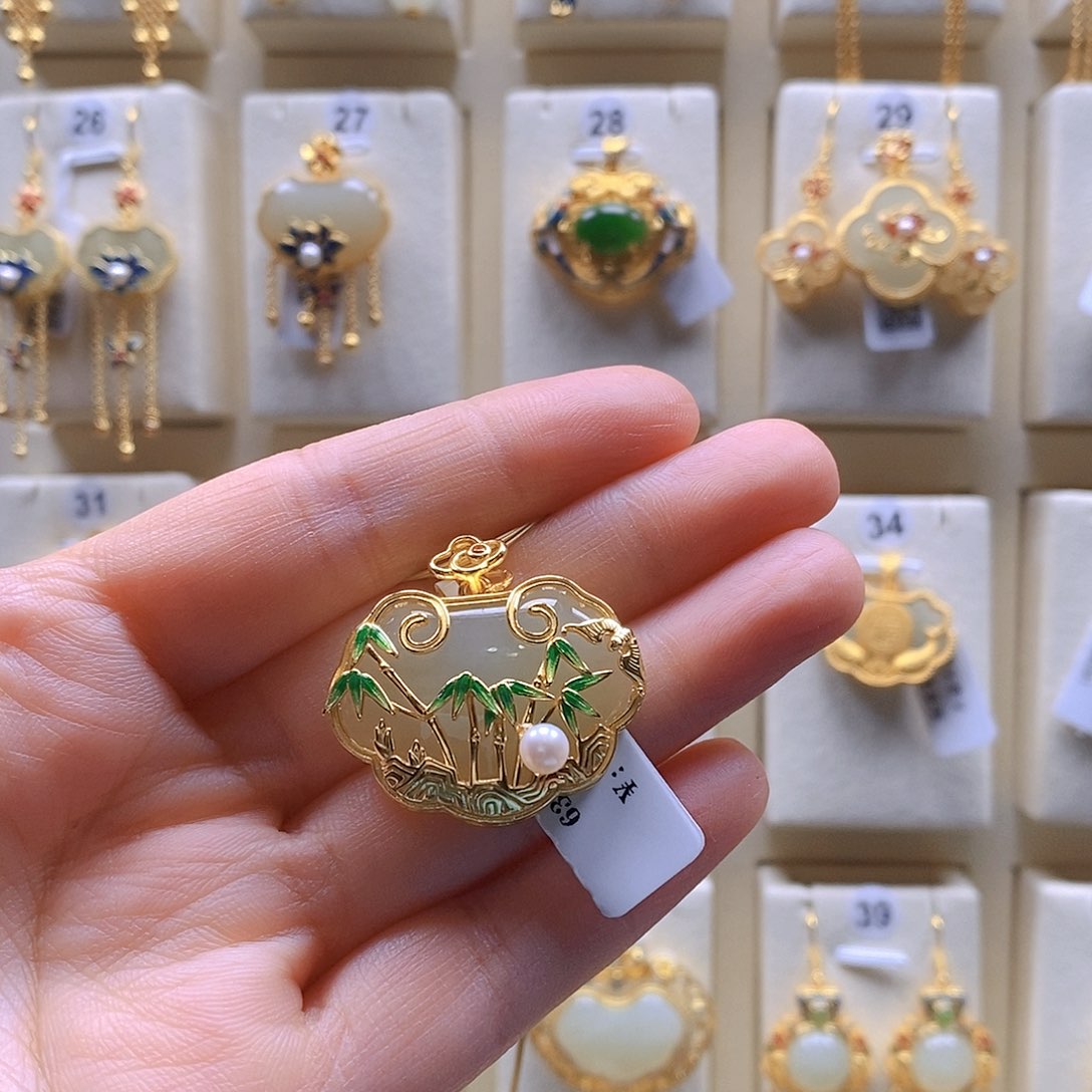 和田玉颈饰银S925镶嵌