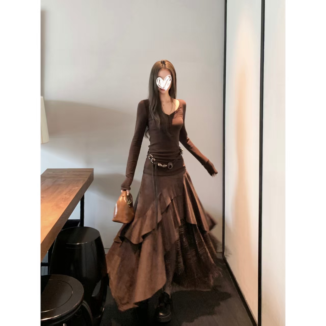 Y5005秋季安德拉色系小众设计感上衣~不规则荷叶边半身裙长裙套装